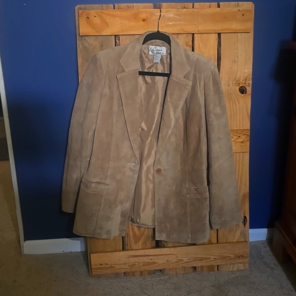 100% suede tan jacket
